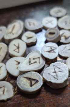 Rune Class With Attikin